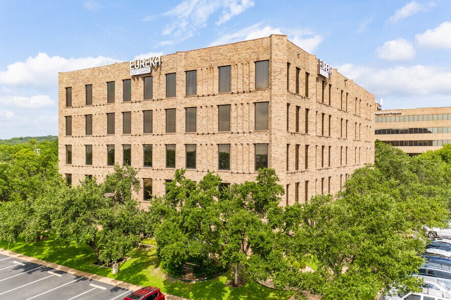 More Photos Of 3301-3305 Northland Dr, Austin Unknown For Lease