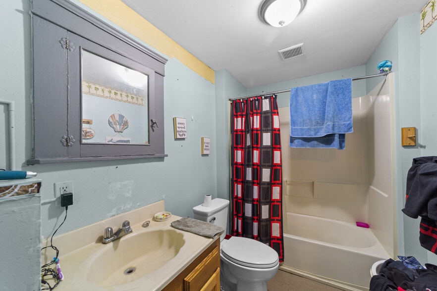 More Photos Of 3334 W 82nd St, Cleveland Apartments For Sale