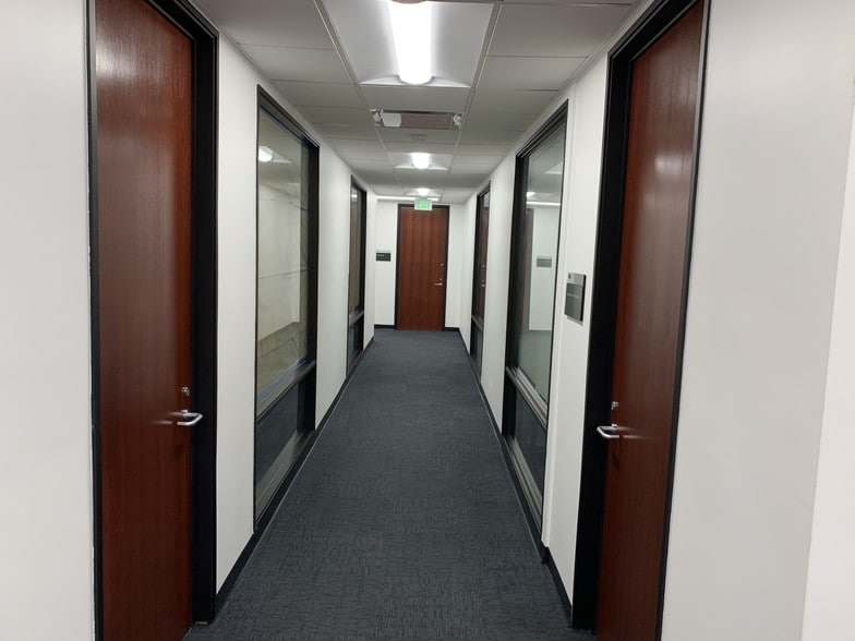 More Photos Of 1224 E Green St, Pasadena Office For Lease