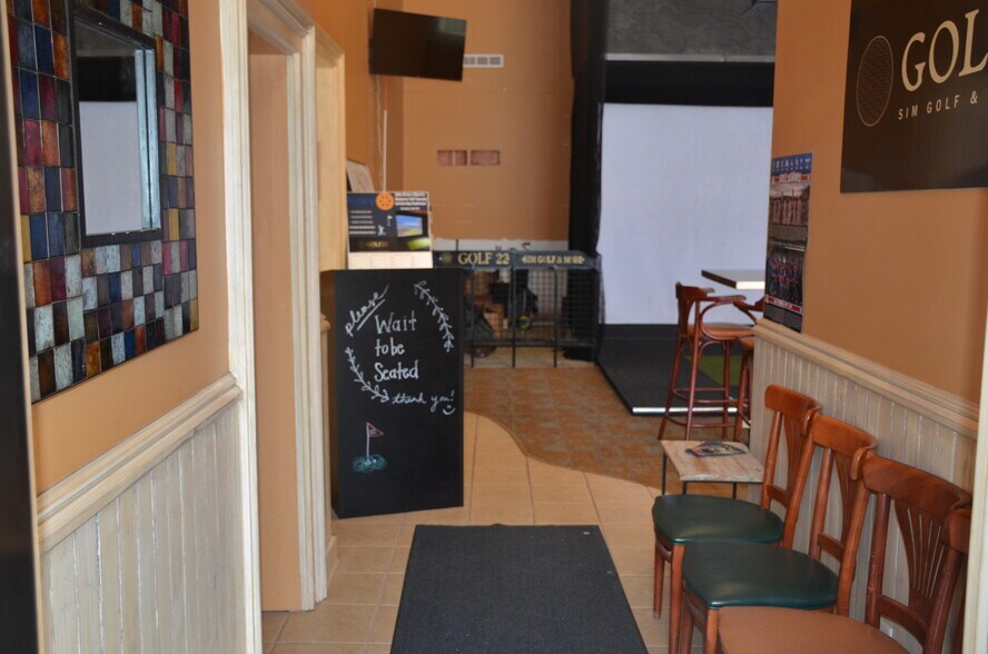 More Photos Of 11 Benton Ave E, Albia Restaurant For Sale