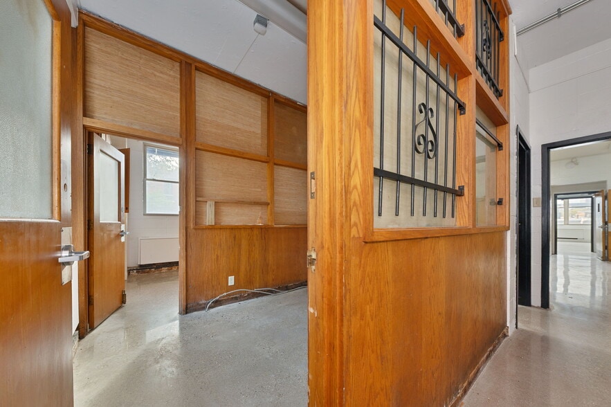 More Photos Of 1607 Mansfield St, Cincinnati Schools For Lease