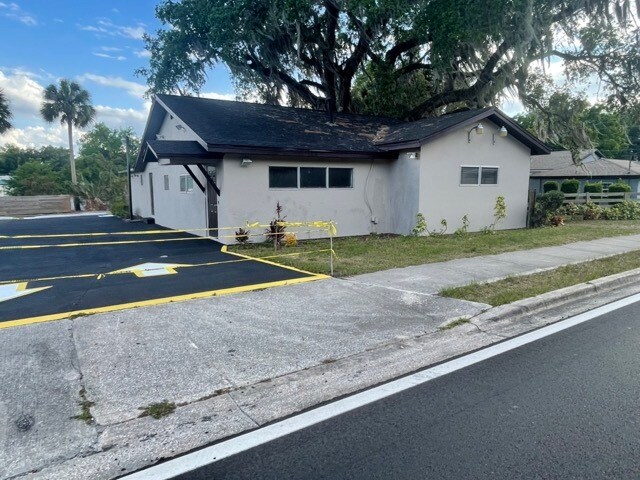 More Photos Of 1707 South St, Leesburg Daycare Center For Sale