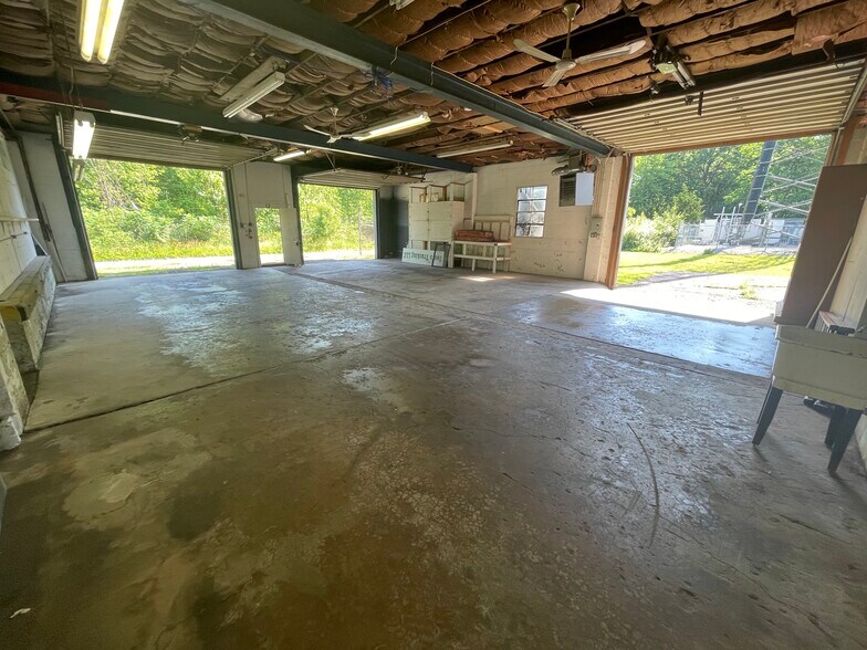 More Photos Of 10 Rhoda St, Farrell Flex For Lease