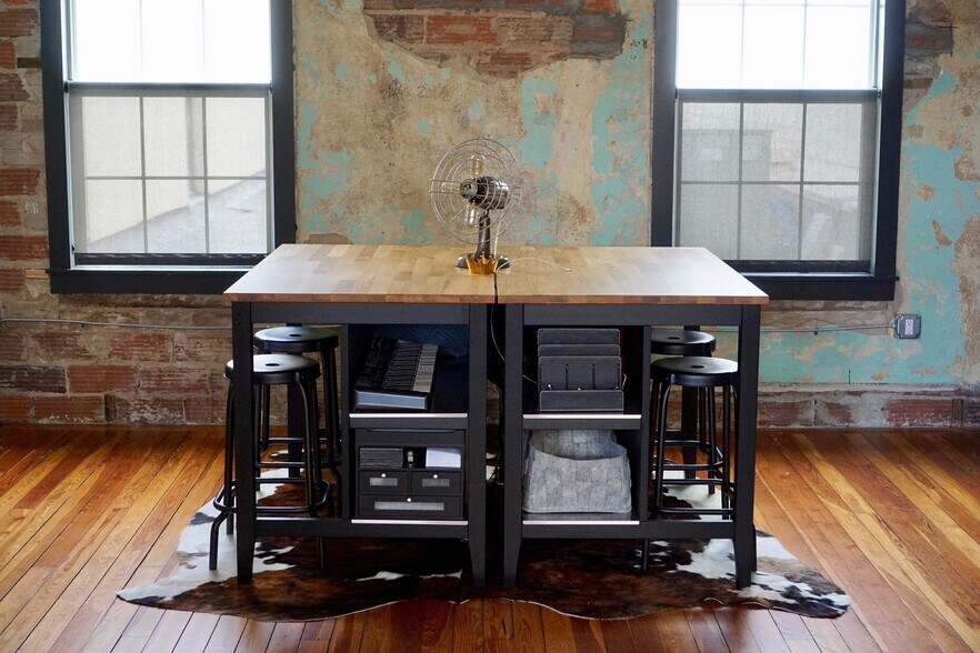 More Photos Of 689 Central Ave, Saint Petersburg Coworking Space