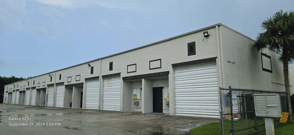 Primary Photo Of 14355-14373 SW 139th Ct, Miami Warehouse For Lease