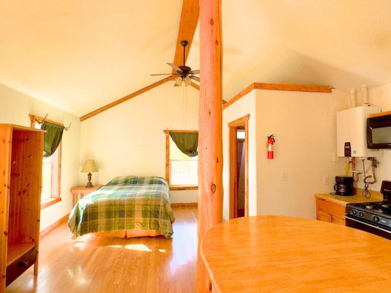 More Photos Of 2773 US Highway 82, Mayhill Hospitality For Sale