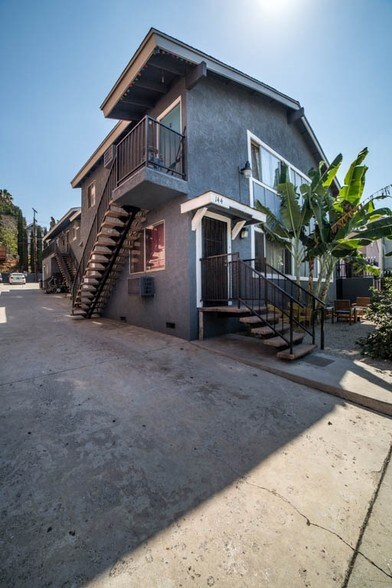 More Photos Of 140 S Westmoreland Ave, Los Angeles Apartments For Sale