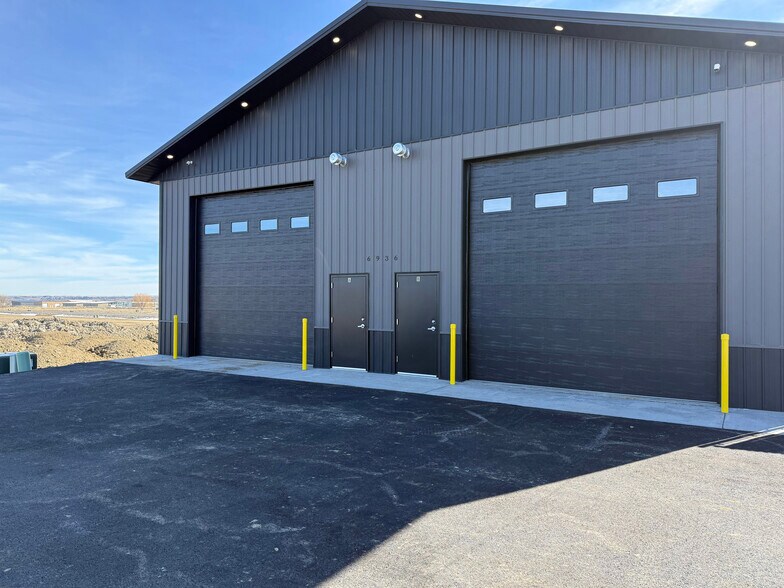 More Photos Of 6936 All Terrain Ave, Billings Self Storage For Lease