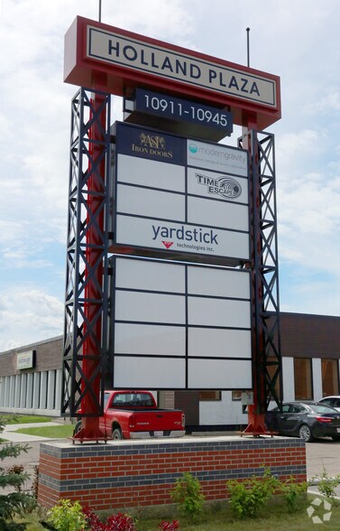 More Photos Of 10939 120th St NW, Edmonton General Retail For Lease