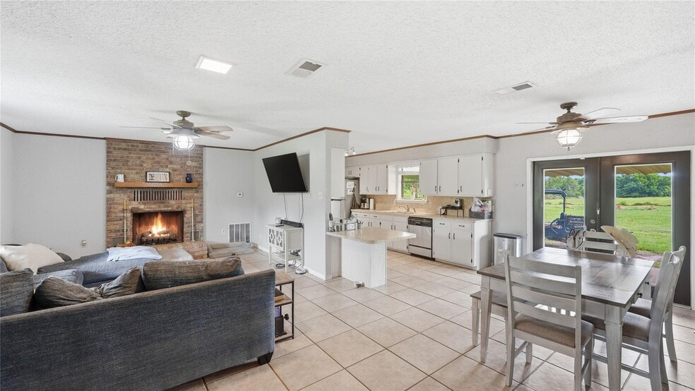 More Photos Of 632 County Road 340A, Milano Land For Sale