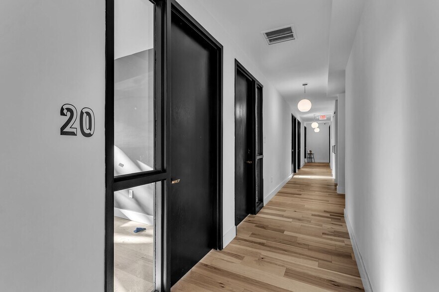 More Photos Of 915 Bridge St, Winston-Salem Office For Lease