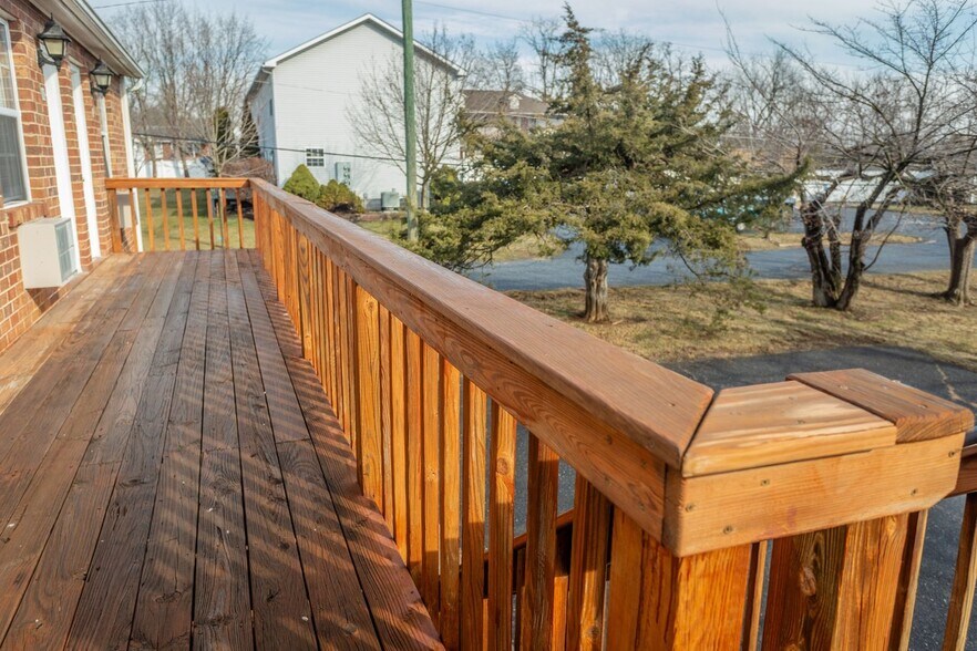 More Photos Of 990 Chicago Ave, Harrisonburg Apartments For Sale