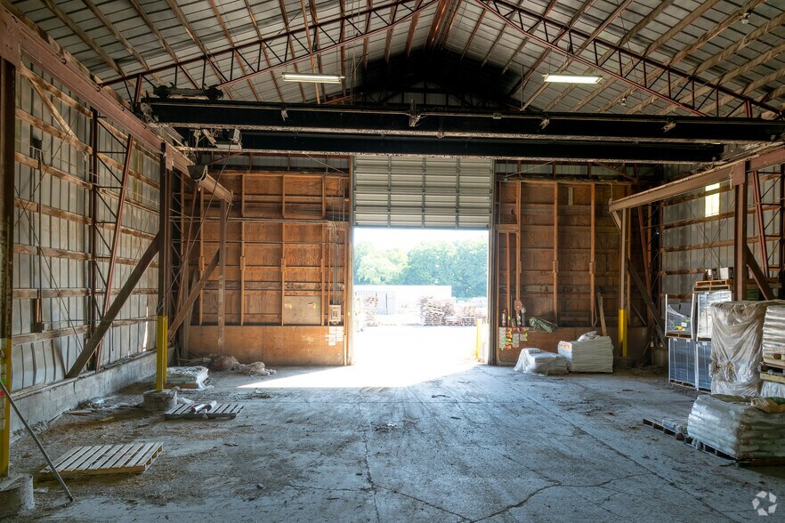 More Photos Of 735 Wangum Rd, Victor Unknown For Lease