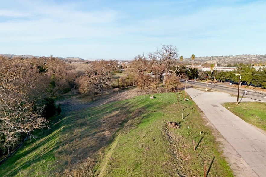 More Photos Of 42 Old County rd, Templeton Land For Sale