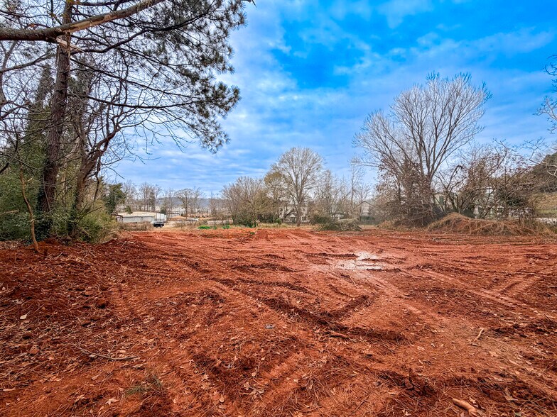 More Photos Of 2723 Poinsett Hwy, Greenville Land For Sale