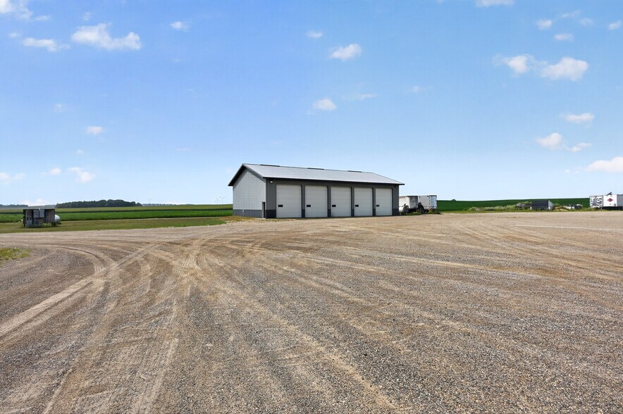 More Photos Of 43553 MN-28, Sauk Centre Warehouse For Sale