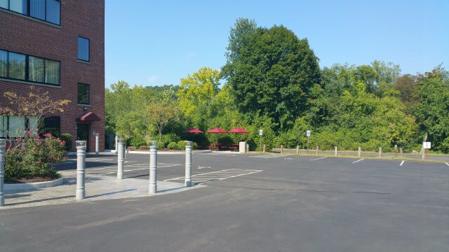 More Photos Of 44 Shelter Rock Rd, Danbury Unknown For Lease