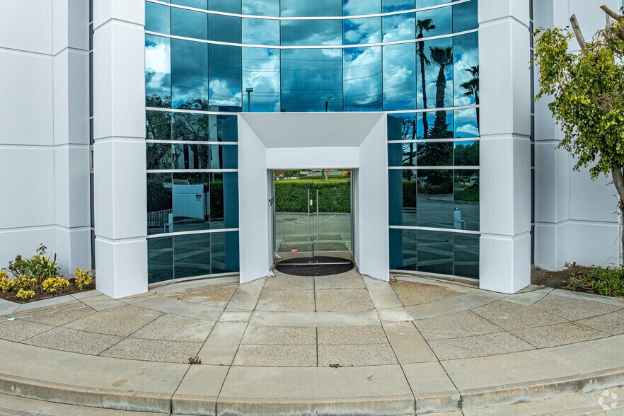 More Photos Of 293-301 Brea Canyon Rd, City Of Industry Warehouse For Sale