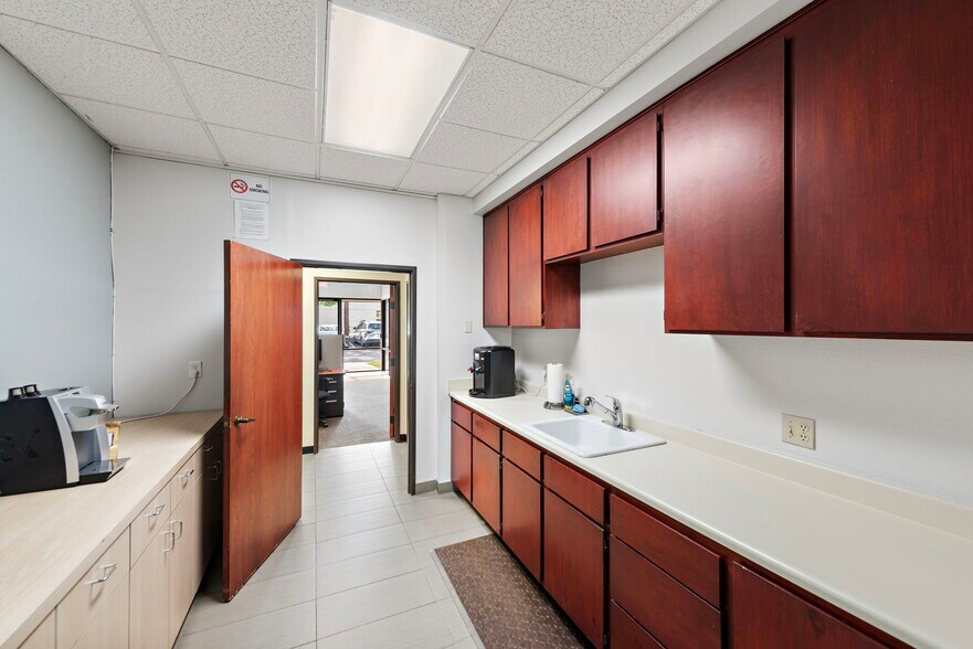 More Photos Of 23691 Birtcher Dr, Lake Forest Office For Sale