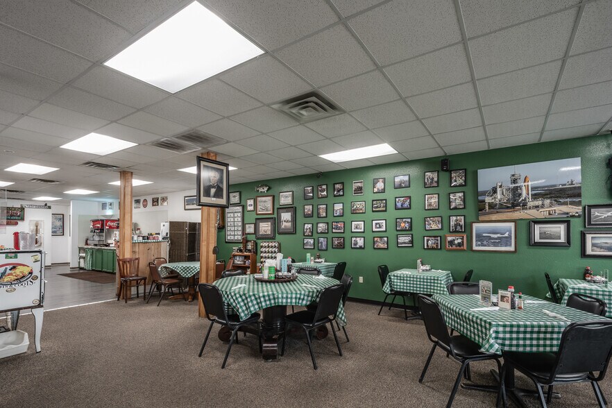 More Photos Of 318 N Washington Ave, Livingston General Retail For Sale