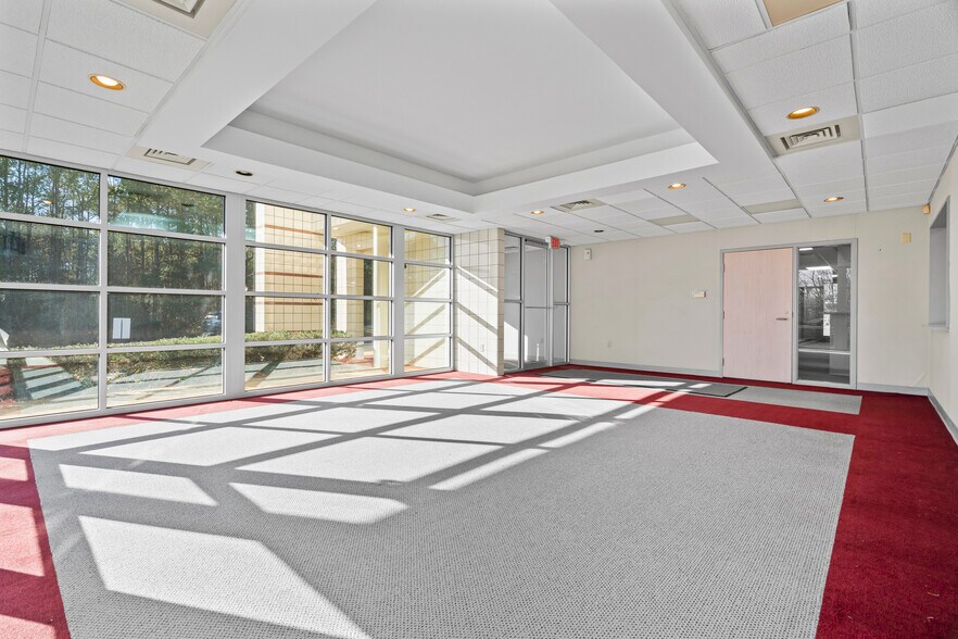 More Photos Of 170 Cardiology Pl, Commerce Healthcare For Lease