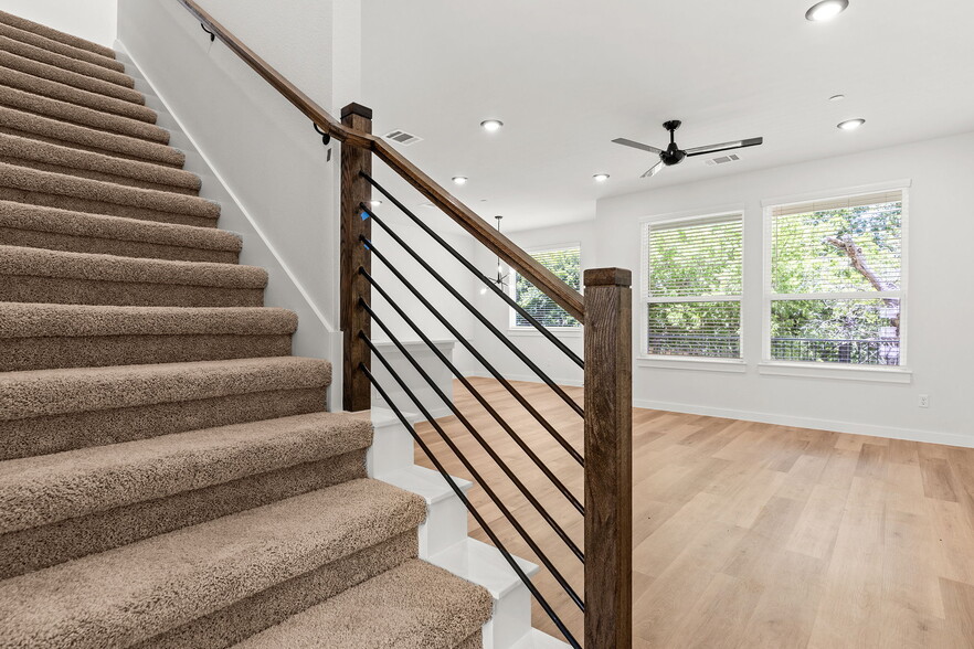 More Photos Of 2600 Gattis School Rd, Round Rock Apartments For Sale