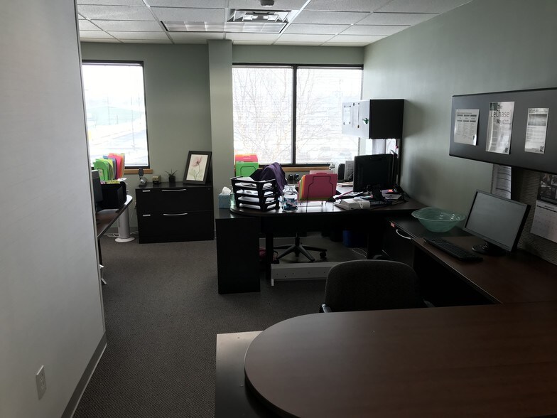 More Photos Of 1473 Erie Blvd, Schenectady Medical For Lease