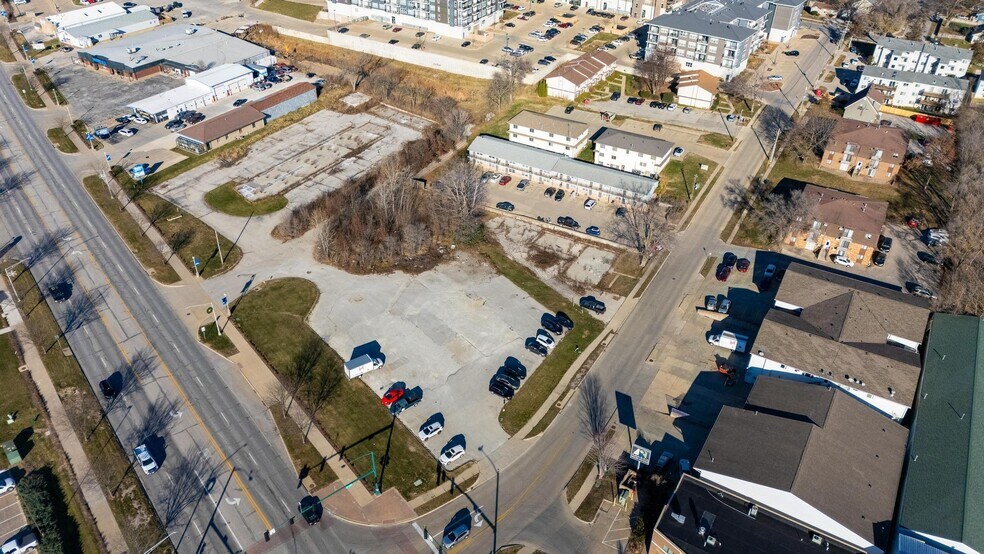 More Photos Of 711 2nd St, Coralville Land For Sale