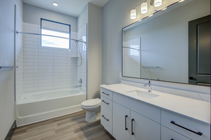 More Photos Of 352 S Walker St, Cary Apartments For Lease