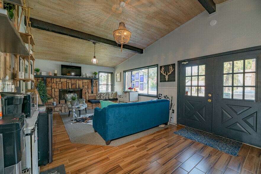 More Photos Of 41659 Big Bear Blvd, Big Bear Lake Office Residential For Lease