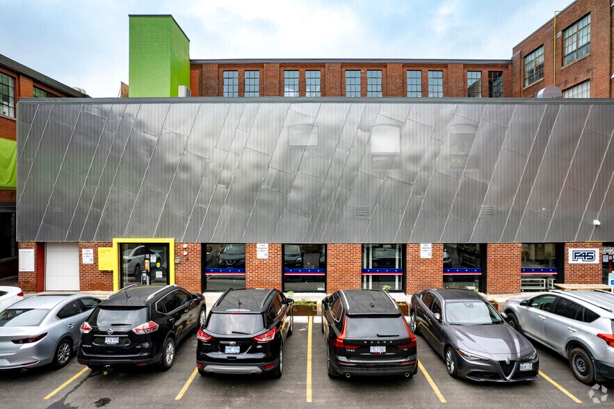 More Photos Of 1655 Dupont St, Toronto Flex For Lease