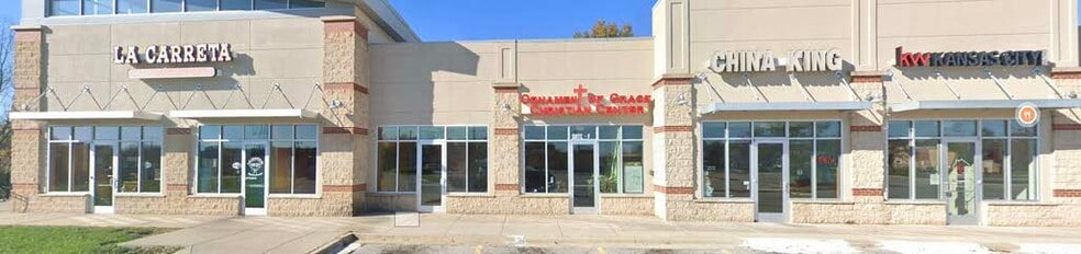 More Photos Of 121 Express Ln, Lansing Storefront Retail Office For Lease