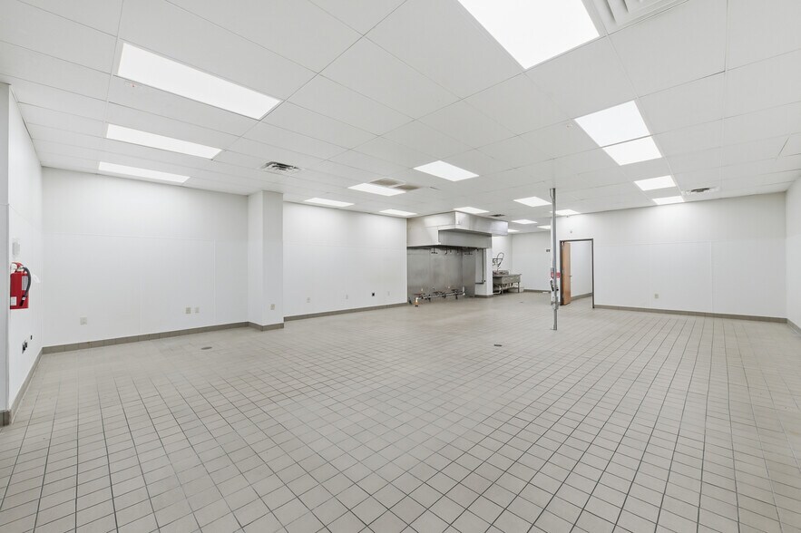 More Photos Of 4122 Campbell Rd, Houston Flex For Lease