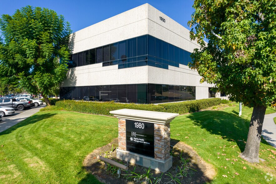 More Photos Of 1980 Orange Tree Ln, Redlands Office For Sale