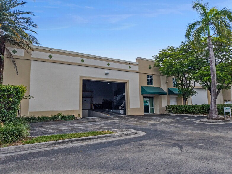More Photos Of 3000 NW 82nd Ave, Doral Warehouse For Sale