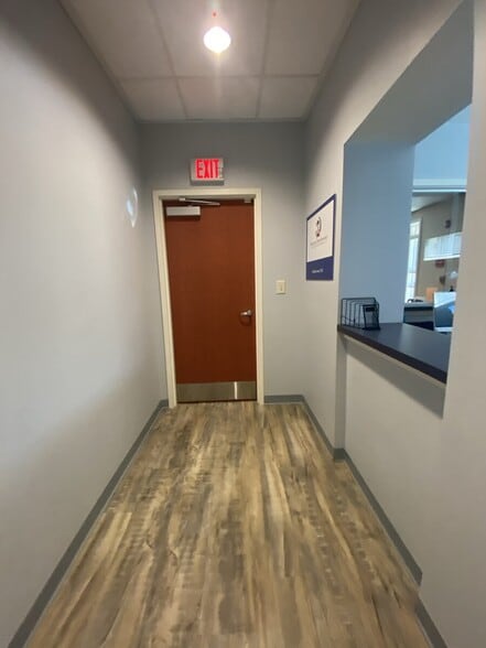 More Photos Of 85 Springview Ln, Summerville Medical For Lease