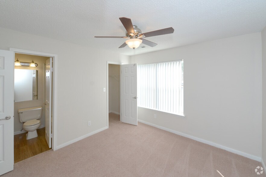 More Photos Of 100 Elena St, Cranston Apartments For Sale
