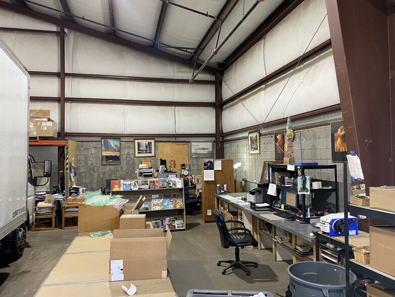 More Photos Of 3748 N Eagle Mountain Dr, Flagstaff Warehouse For Sale