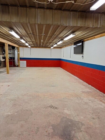 More Photos Of 515 Southern Hwy, Pine Knot Mixed Retail For Sale