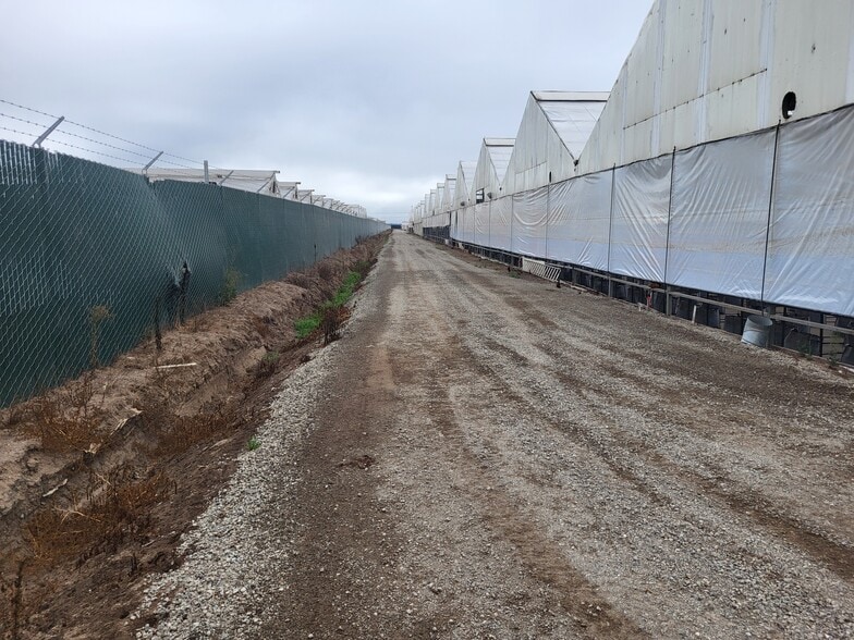 More Photos Of 20200 Spence Rd, Salinas Specialty For Lease