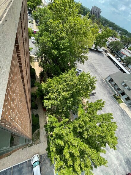 More Photos Of 5200 S Yale Ave, Tulsa Office For Lease