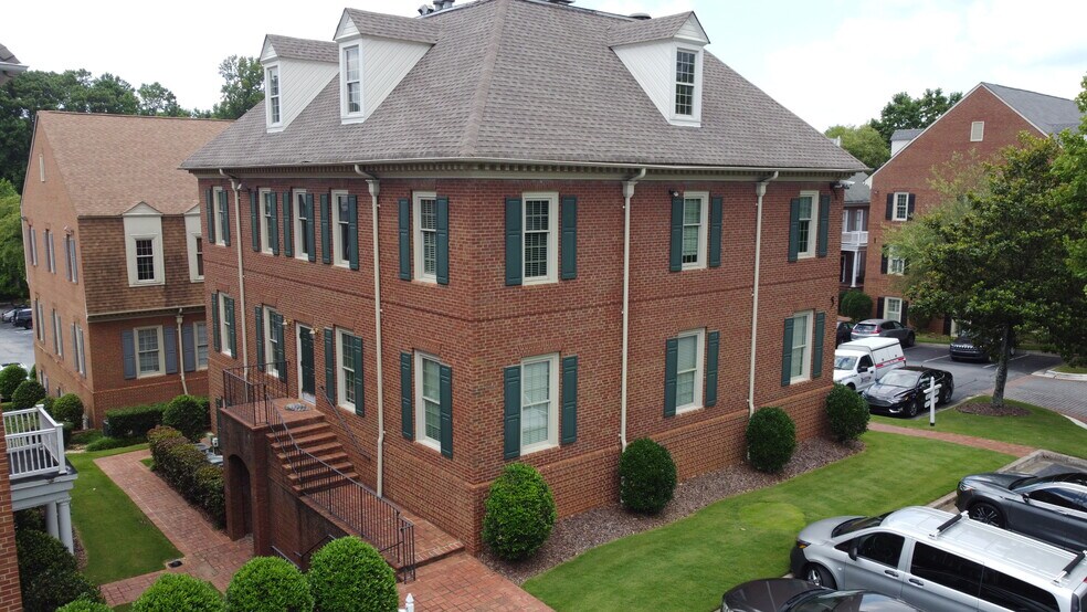 Primary Photo Of 750 Hammond Dr, Atlanta Office For Lease