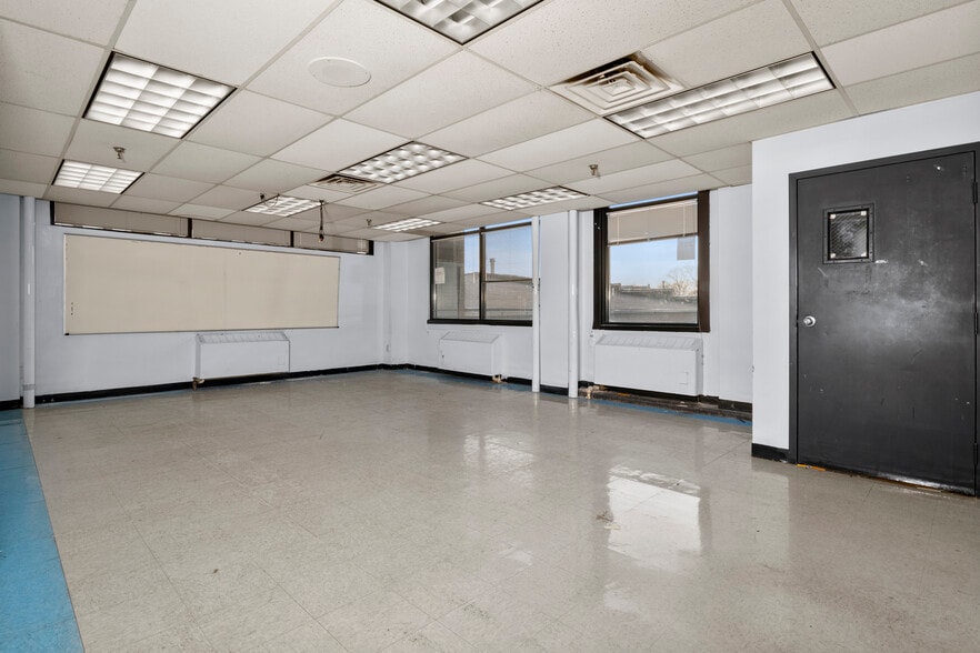 More Photos Of 273 Asylum St, Hartford Office For Sale