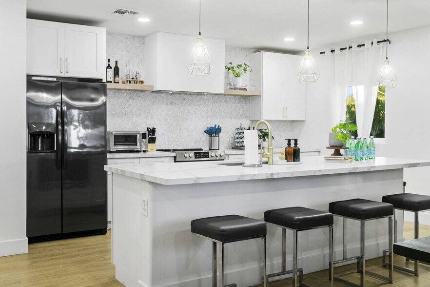 More Photos Of 3139 N 40th St, Phoenix Apartments For Sale