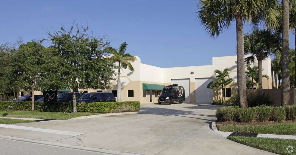 More Photos Of 1725 Park Ln S, Jupiter Warehouse For Lease