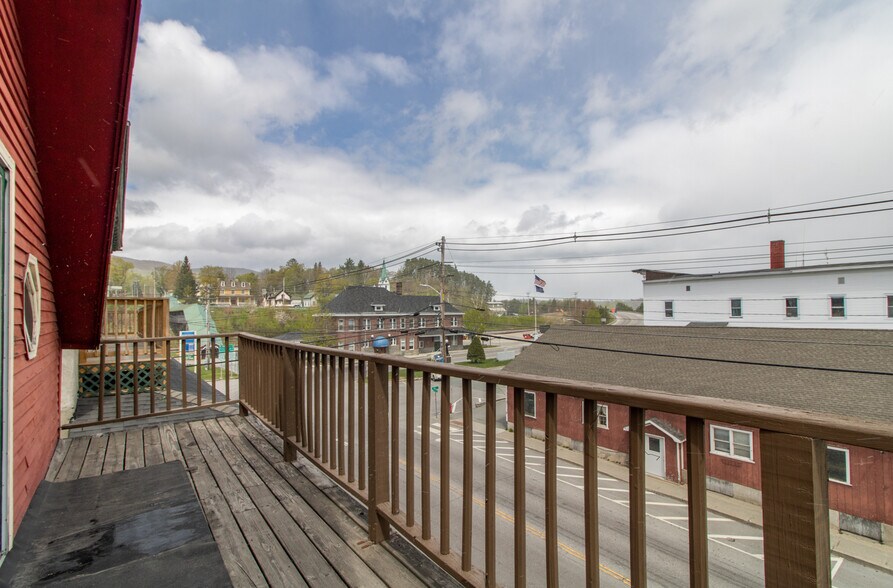 More Photos Of 18 Cross St, Brighton Restaurant For Sale