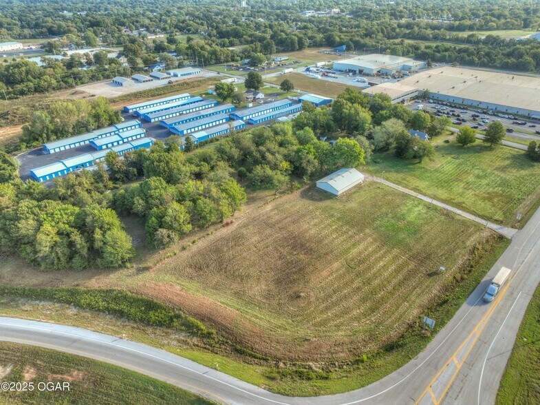 More Photos Of 1373 W Fairview Ave, Carthage Warehouse For Sale