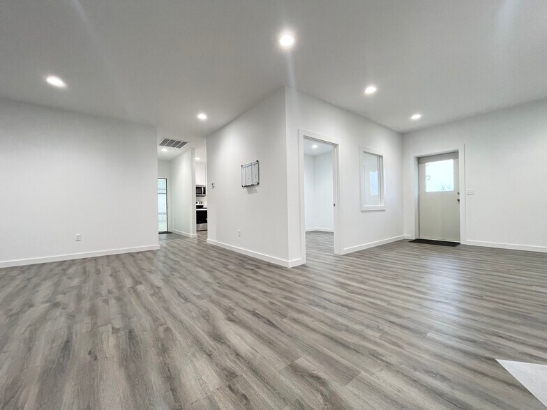 More Photos Of 55 Linker Mountain Rd, Dover Light Manufacturing For Sale