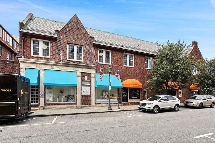 More Photos Of 40-52 E Parkway, Scarsdale Storefront Retail Office For Sale