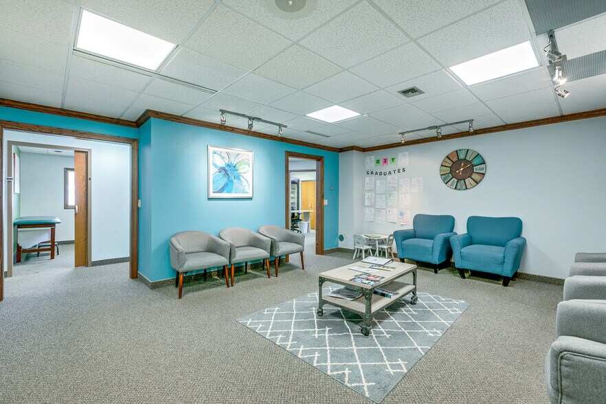 More Photos Of 2480 White Bear Ave N, Maplewood Medical For Sale